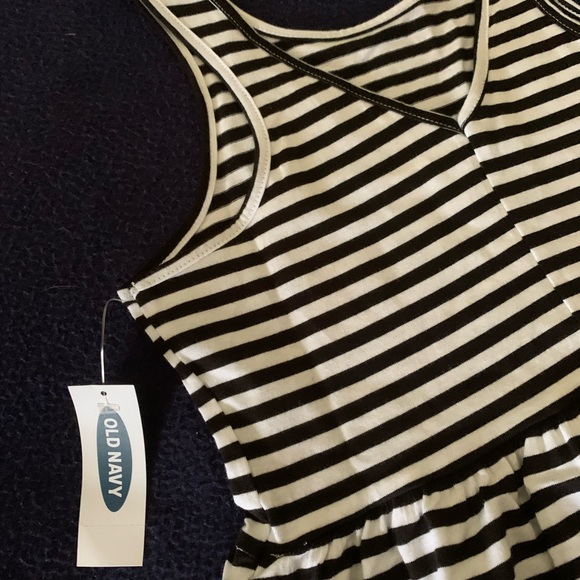 Old Navy Dress 🔔 S(6-7) - Picture 3 of 6